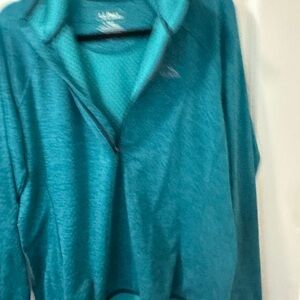 LLBean ladies Classic fleece pullover size large